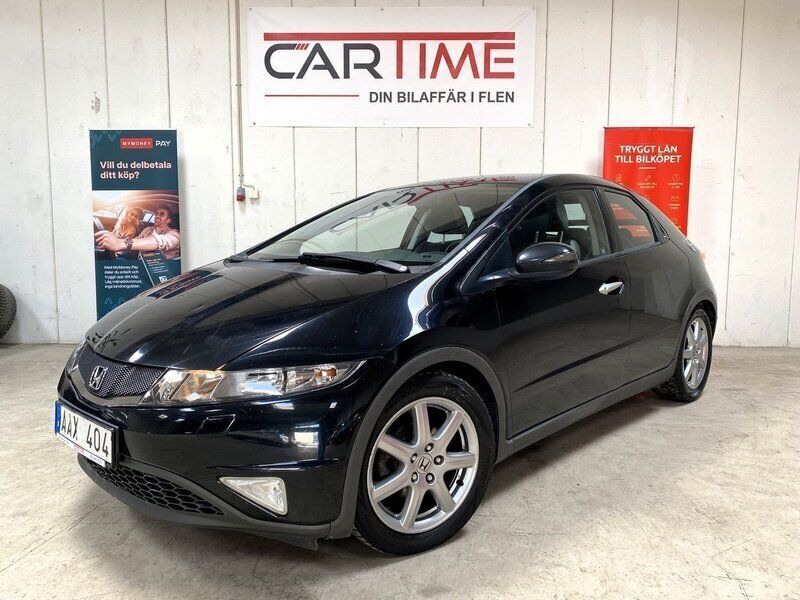Svart Begagnad 2006 Honda Civic Sport Halvkombi | 39 900 kr (Lite dyr) - Bild 1/4