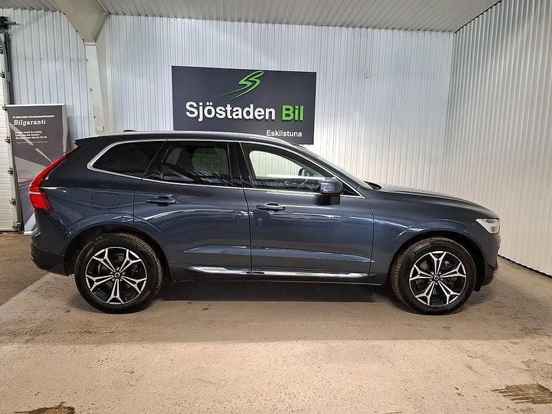 Begagnad Volvo XC60 350 HK (257 kW) 2022 Blå SUV