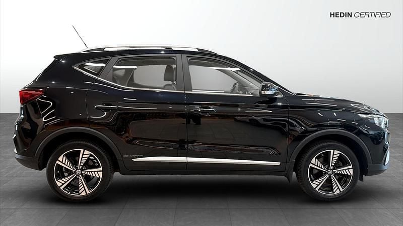 Begagnad MG ZS Luxury 105 kW (143 HK) 2021 Svart SUV
