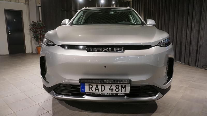 Begagnad Maxus D60e 130 kW (177 HK) 2022 Silver SUV