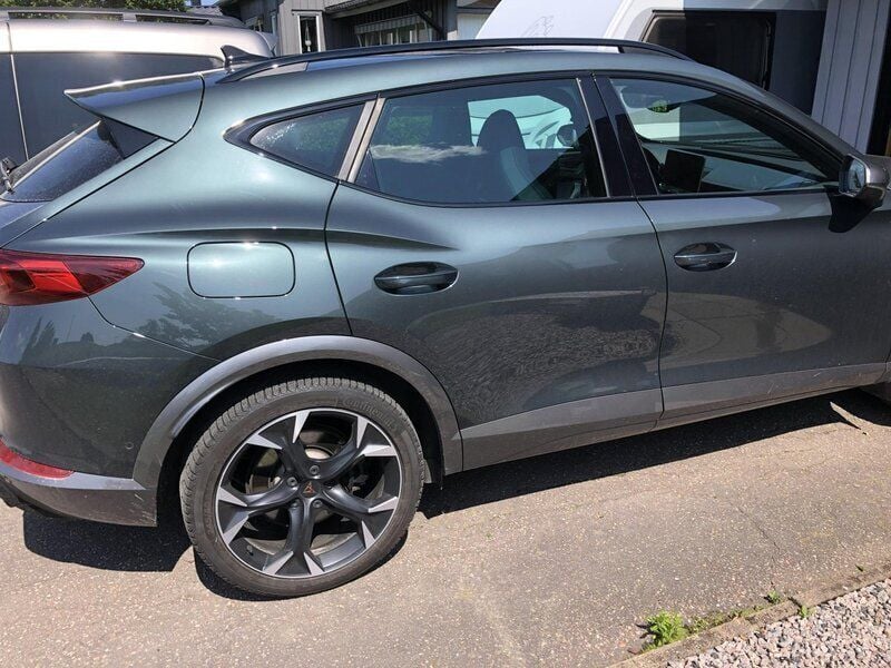 Grön Begagnad 2021 Cupra Formentor SUV | 376 000 kr (Lite dyr) - Bild 1/4