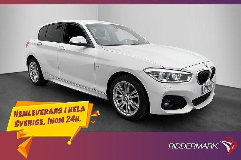Vit Begagnad 2017 BMW 118 Shadowline Halvkombi | 169 800 kr (Marknadspris) - Bild 1/3