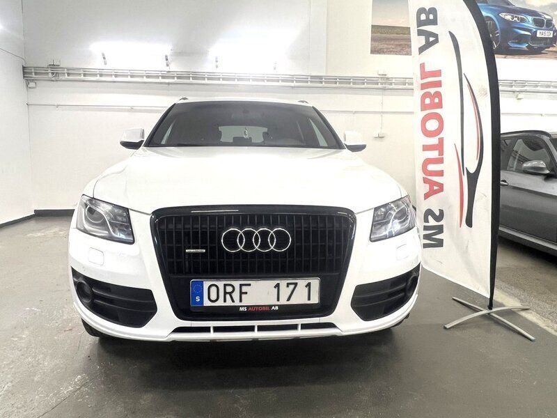 Vit Begagnad 2012 Audi Q5 Design SUV | 149 000 kr (Marknadspris) - Bild 1/4