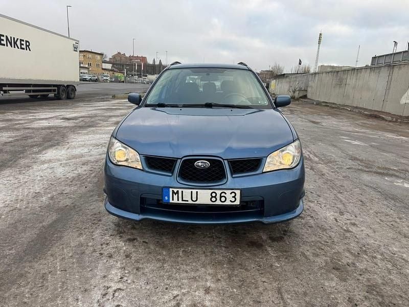 Begagnad 2007 Subaru Impreza Kombi | 27 000 kr (Lite dyr) - Bild 1/4