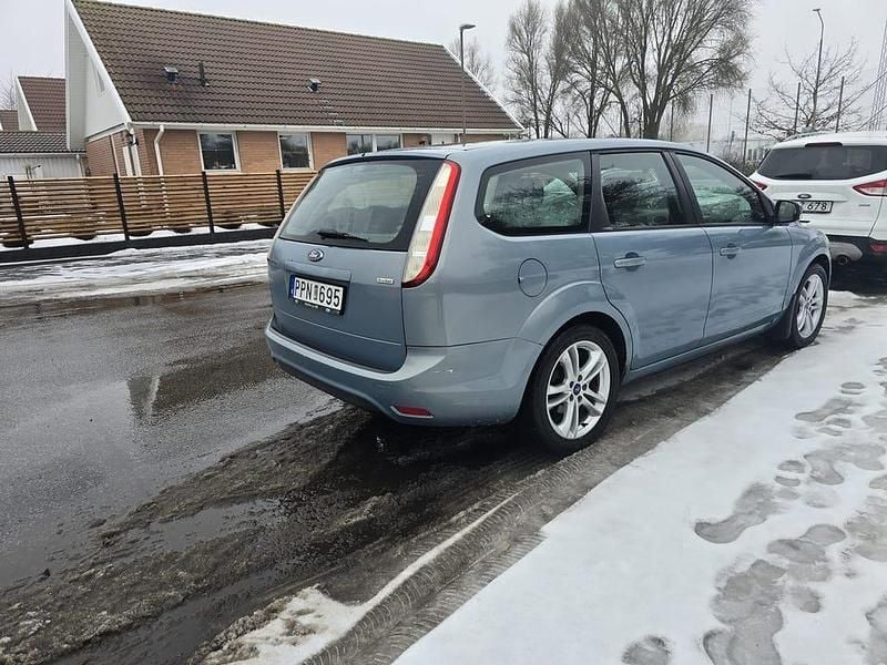 Begagnad Ford Focus 125 HK (91 kW) 2008 Kombi
