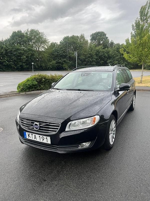 Begagnad Volvo V70 150 HK (110 kW) 2016 Kombi
