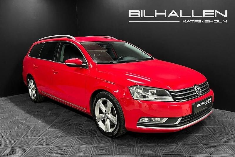 Röd Begagnad 2014 VW Passat GT Kombi | 99 700 kr (Marknadspris) - Bild 1/4