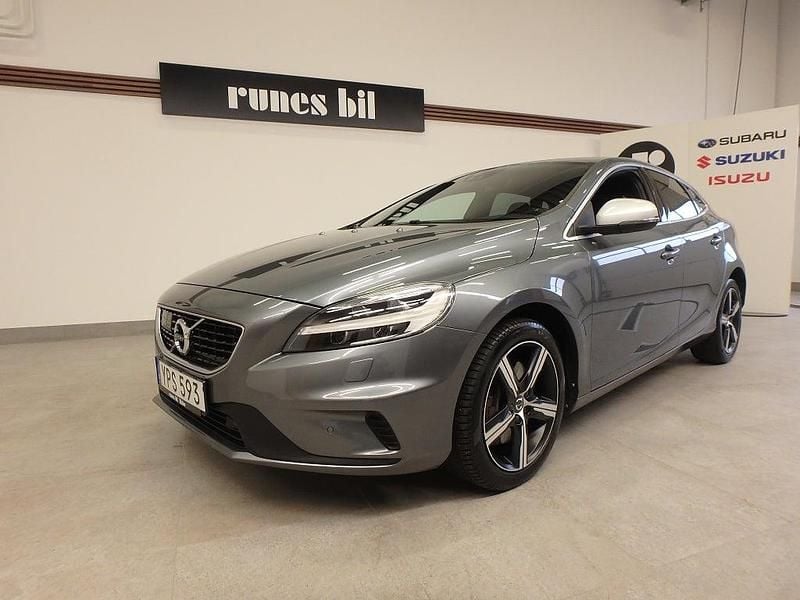 Begagnad Volvo V40 R-Design 120 HK (88 kW) 2017 Gråmetallic Halvkombi