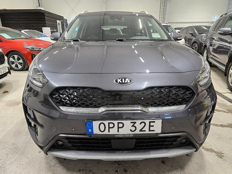 Begagnad Kia Niro Advance 105 HK (77 kW) 2020 Grå SUV