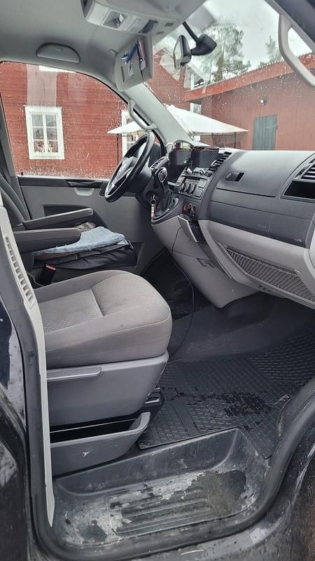 Begagnad VW T5 140 HK (102 kW) 2011 Van