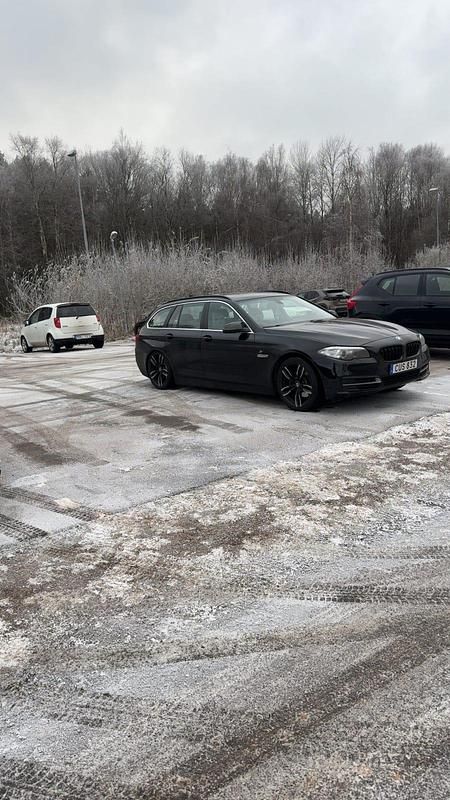 Begagnad 2015 BMW 520 Kombi | 121 000 kr (Bra pris) - Bild 1/4