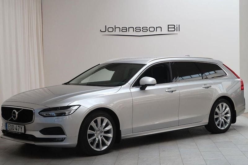 Silver Begagnad 2019 Volvo V90 Momentum Kombi | 249 900 kr (Marknadspris) - Bild 1/4