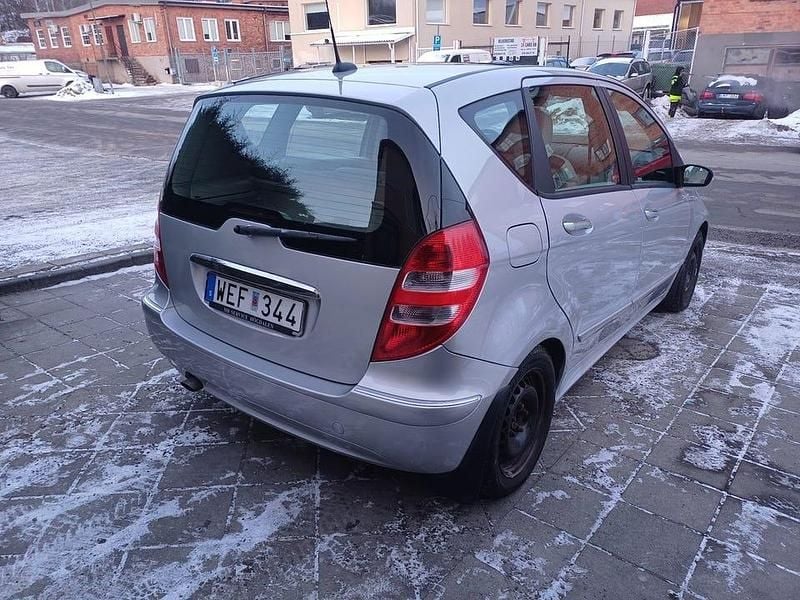 Begagnad Mercedes A200 Elegance 136 HK (100 kW) 2005 Silver
