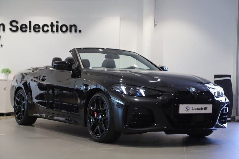 Svart Ny 2025 BMW M440 M Sport Sedan | 995 000 kr - Bild 1/3
