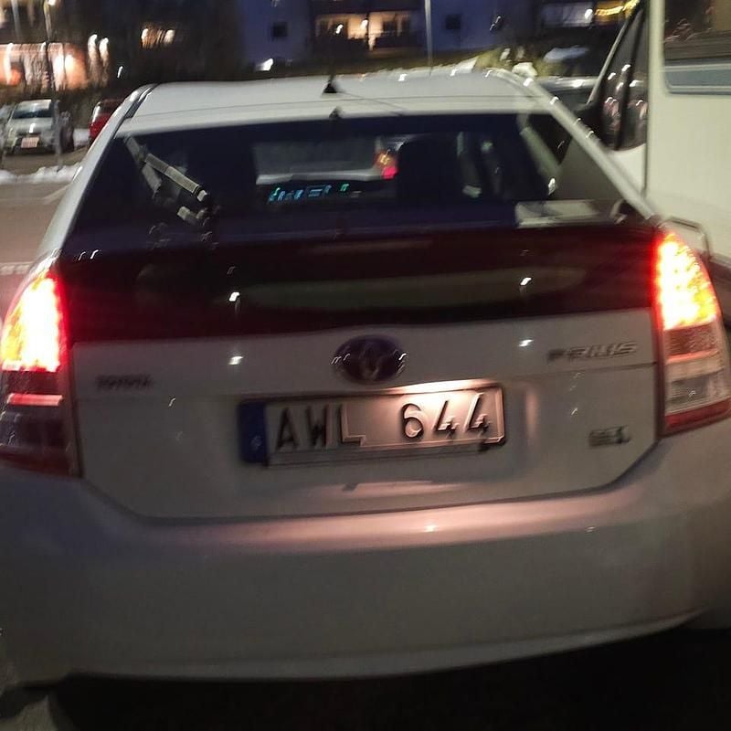 Begagnad Toyota Prius 136 HK (100 kW) 2011