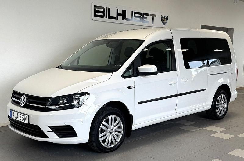 Begagnad VW Caddy Maxi Life Life 102 HK (75 kW) 2019 Vit Minibuss