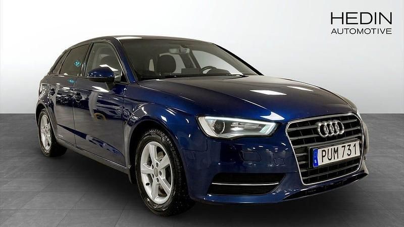 Begagnad Audi A3 Attraction 110 HK (80 kW) 2016 Blå