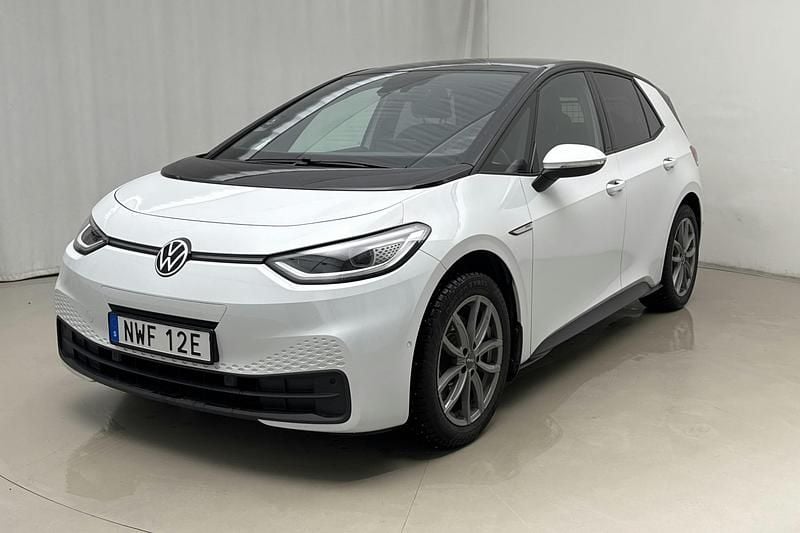 Begagnad VW ID.3 Comfortline 150 kW (204 HK) 2023 Vit Halvkombi