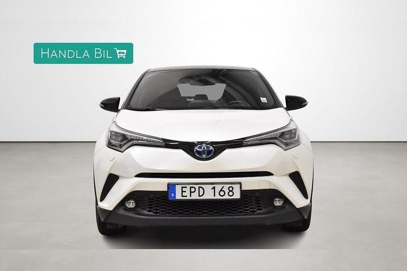 Begagnad Toyota C-HR Edition 122 HK (89 kW) 2018 Vit SUV