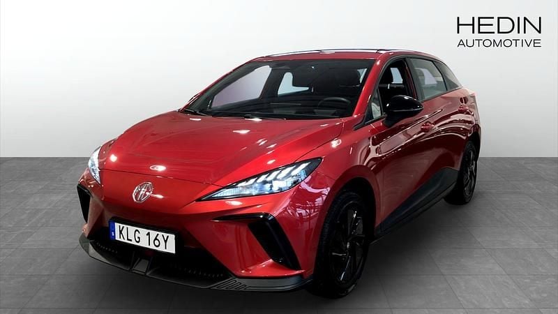 Röd Begagnad 2023 MG MG4 EV Halvkombi | 244 900 kr (Bra pris) - Bild 1/4