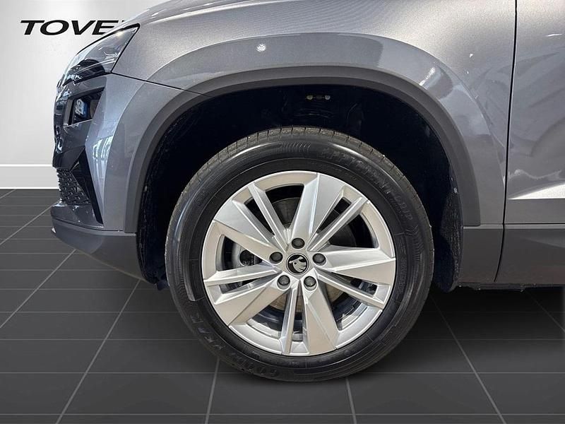 Ny Skoda Karoq 2026 Grå SUV