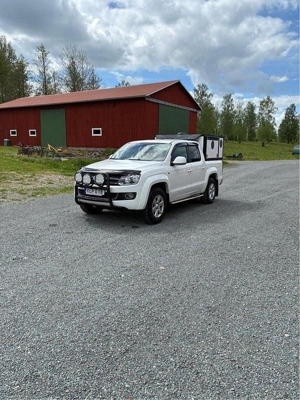 Vit Begagnad 2014 VW Amarok Highline Pickup | 145 000 kr (Marknadspris) - Bild 1/4