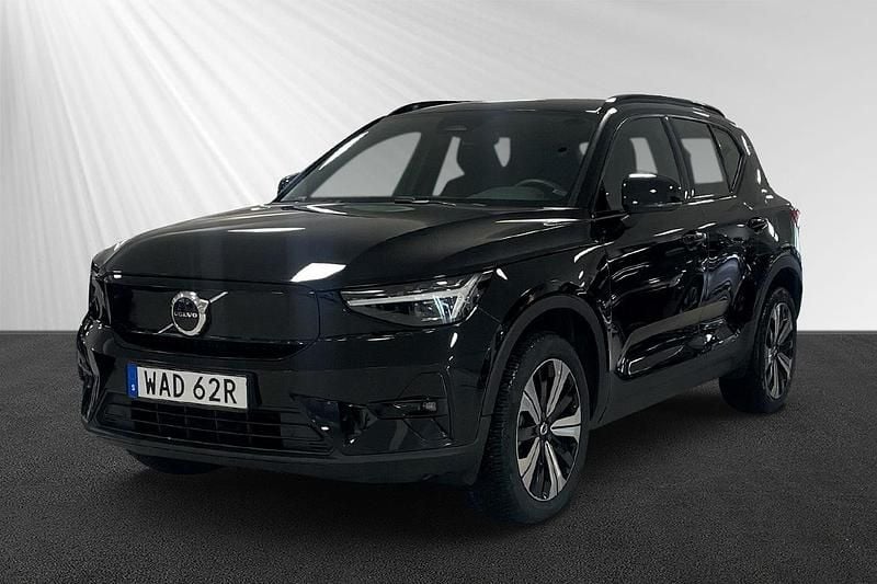 Begagnad Volvo XC40 Single Motor 175 kW (238 HK) 2022 Svart SUV