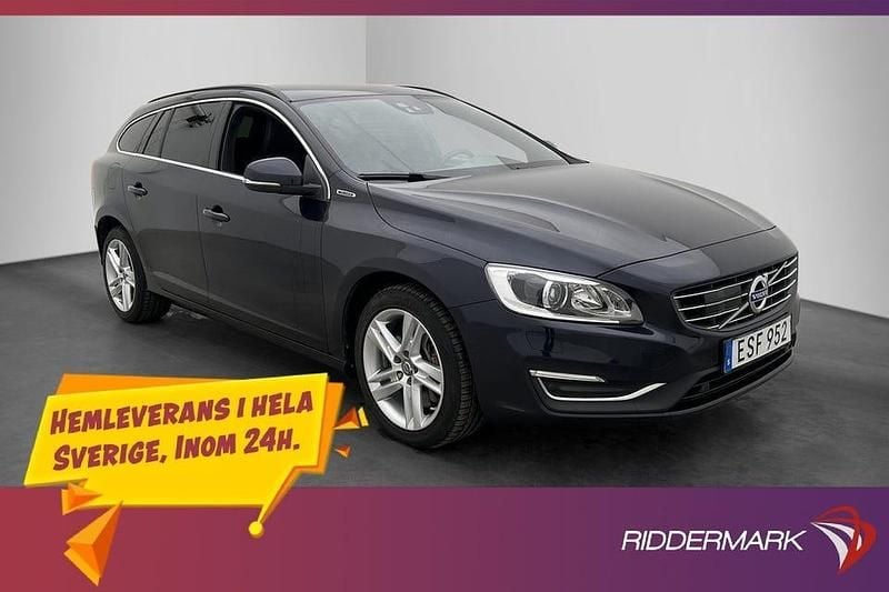 Mblå Begagnad 2018 Volvo V60 Standard Kombi | 234 800 kr (Superpris) - Bild 1/3