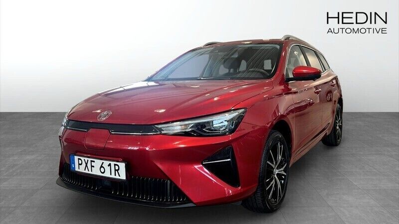 Röd (red) Begagnad 2023 MG MG5 EV Kombi | 229 900 kr (Superpris) - Bild 1/4