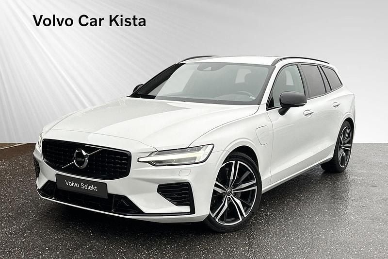 Begagnad Volvo V60 R-Design 344 HK (253 kW) 2021 Vit Kombi