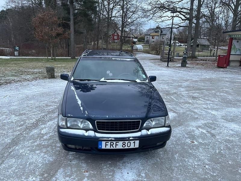 Begagnad Volvo V70 165 HK (121 kW) 1999 Kombi