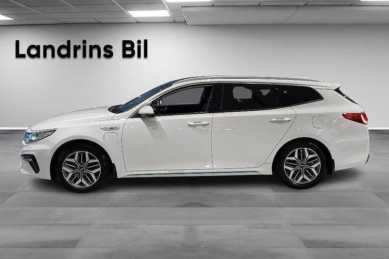 Begagnad Kia Optima Advance 205 HK (150 kW) 2019 Vit Kombi