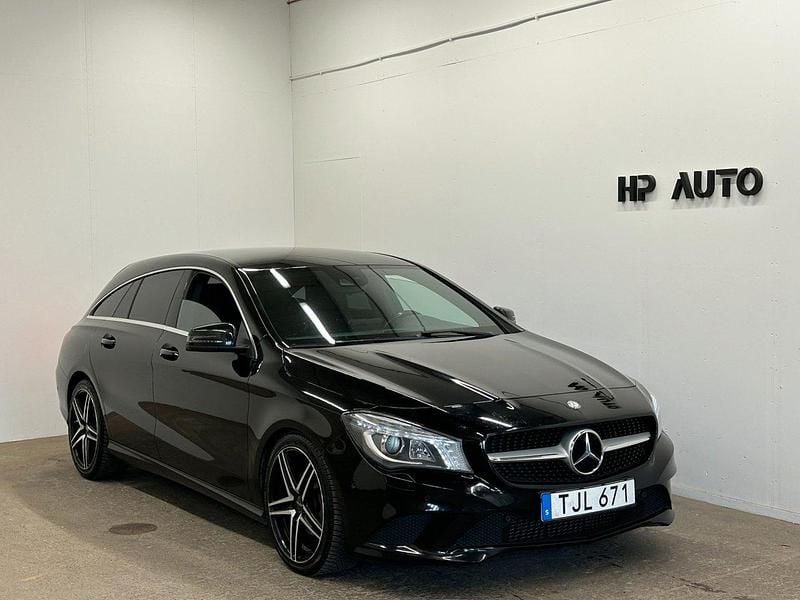 Svart Begagnad 2015 Mercedes CLA220 Sedan | 164 800 kr (Marknadspris) - Bild 1/4