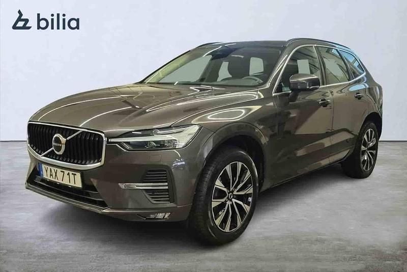 Grå Begagnad 2022 Volvo XC60 Core SUV | 419 900 kr (Superpris) - Bild 1/1