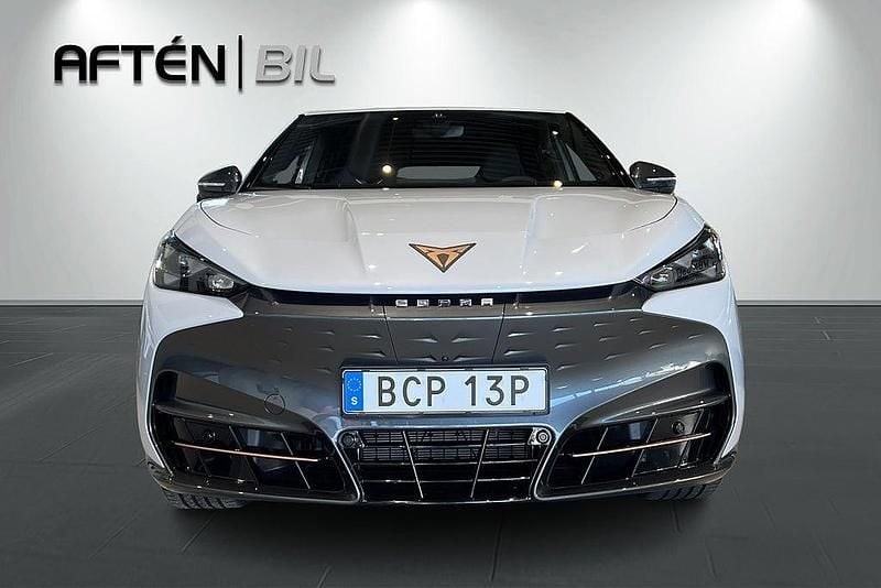 Begagnad Cupra Tavascan VZ 250 kW (340 HK) 2024 Silver SUV