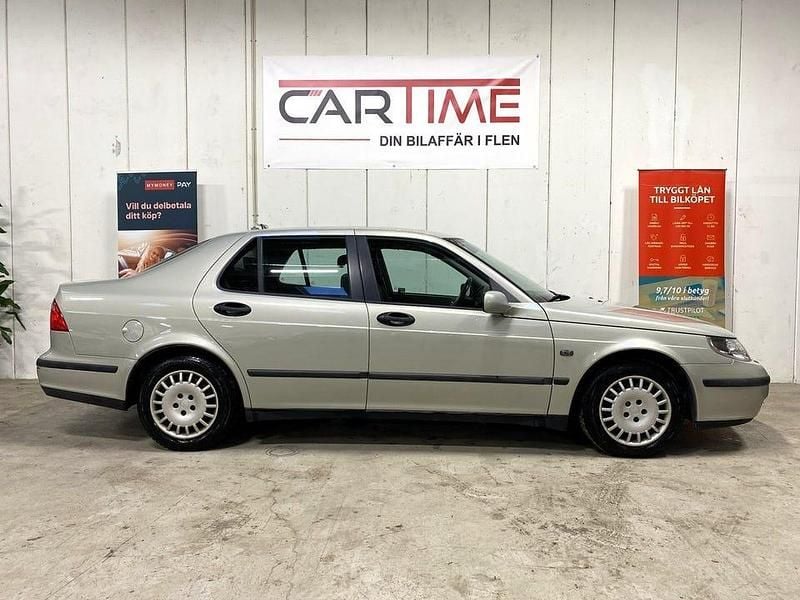 Begagnad Saab 9-5 Linear 150 HK (110 kW) 2005 Ljusbrun Sedan
