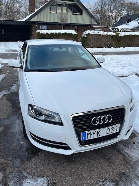 Begagnad Audi A3 105 HK (77 kW) 2013