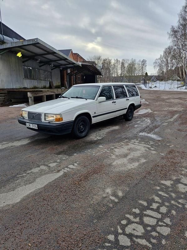 Begagnad Volvo 740 115 HK (84 kW) 1992 Kombi