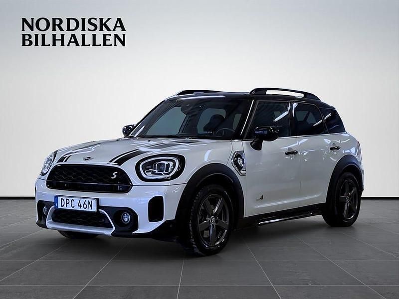 Begagnad Mini Cooper Countryman 220 HK (161 kW) 2021 Silver SUV