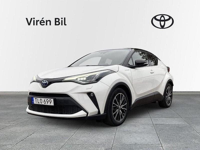 Vit Begagnad 2019 Toyota C-HR Executive SUV | 269 000 kr (Marknadspris) - Bild 1/4