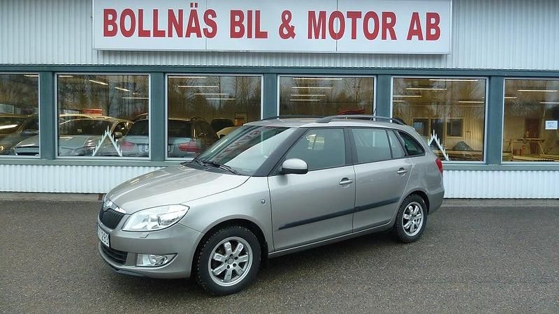 Brun Begagnad 2012 Skoda Fabia Elegance Kombi | 69 000 kr (Lite dyr) - Bild 1/4