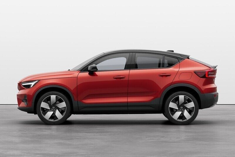 Röd Ny 2024 Volvo C40 SUV | 639 000 kr - Bild 1/4