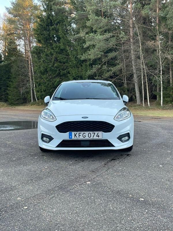 Begagnad Ford Fiesta ST-Line 100 HK (73 kW) 2018 Halvkombi