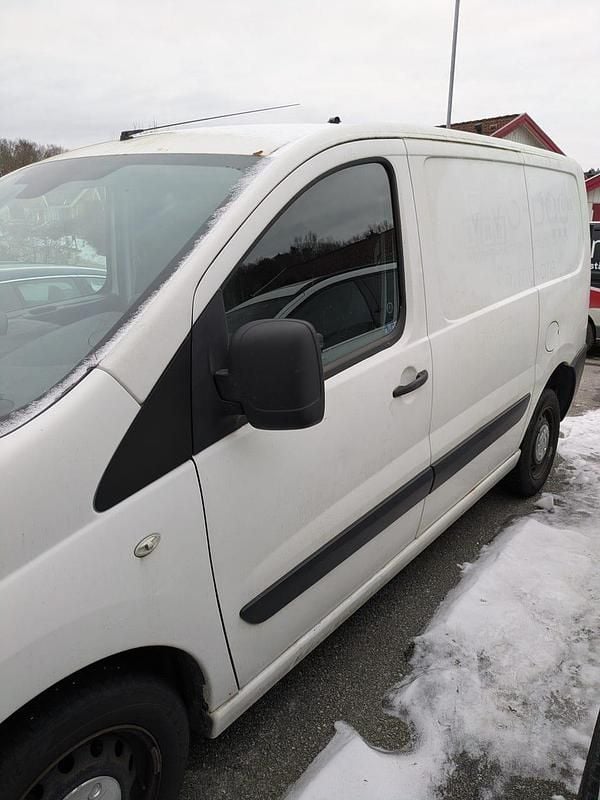 Begagnad 2013 Citroën Jumpy Minibuss | 25 000 kr (Superpris) - Bild 1/2