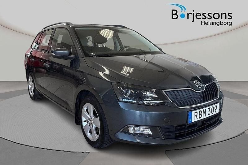 Mörkgrå (grå) Begagnad 2018 Skoda Fabia Style Kombi | 119 900 kr (Lite dyr) - Bild 1/4