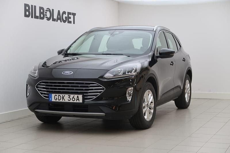 Svart Begagnad 2022 Ford Kuga Titanium SUV | 219 500 kr (Marknadspris) - Bild 1/4
