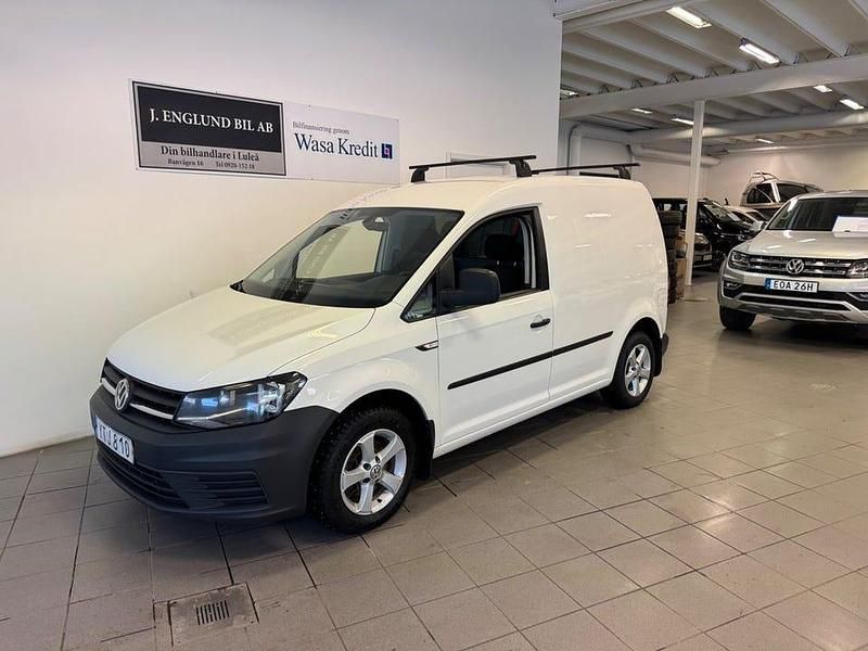 Vit Begagnad 2019 VW Caddy Minibuss | 139 900 kr (Marknadspris) - Bild 1/4