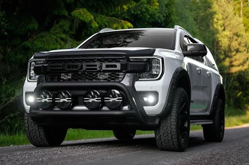 Frozen white Ny 2025 Ford Ranger Wildtrack Pickup | 679 900 kr (Superpris) - Bild 1/4