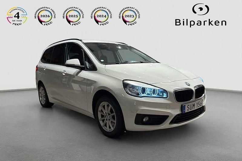 Begagnad BMW 218 Gran Tourer Advantage 136 HK (100 kW) 2016 Vit Minibuss