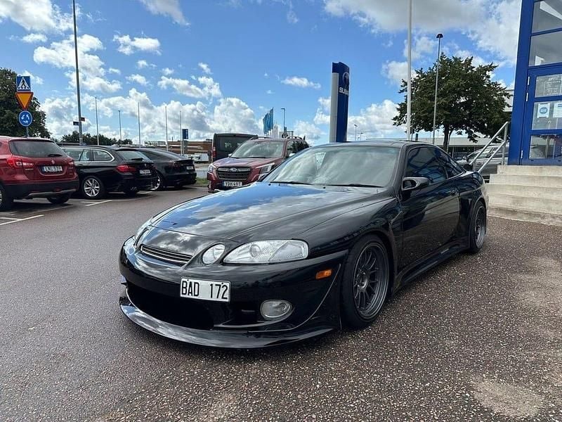 Begagnad Toyota Soarer 280 HK (205 kW) 1999 Svart Sportkupé